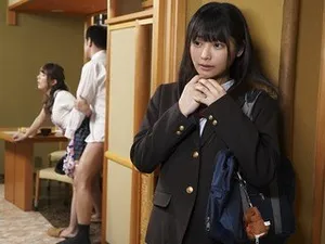 Cục vàng mới lớn cướp ông xã của mẹ