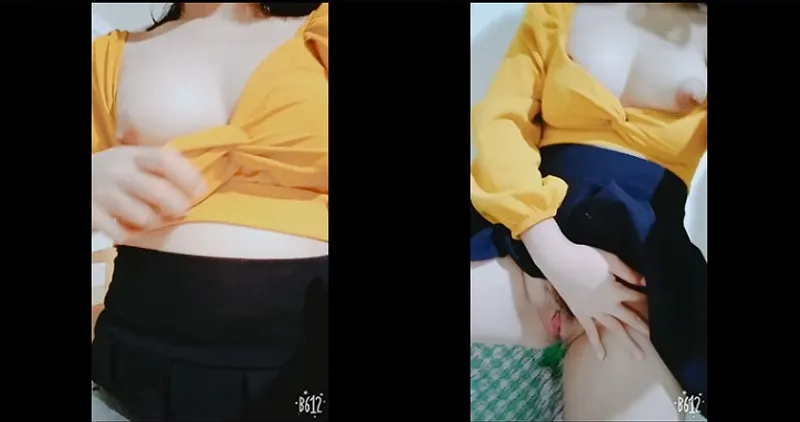 Em hứng tình show cặc trong giờ làm việc